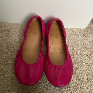 Fuchsia Tieks